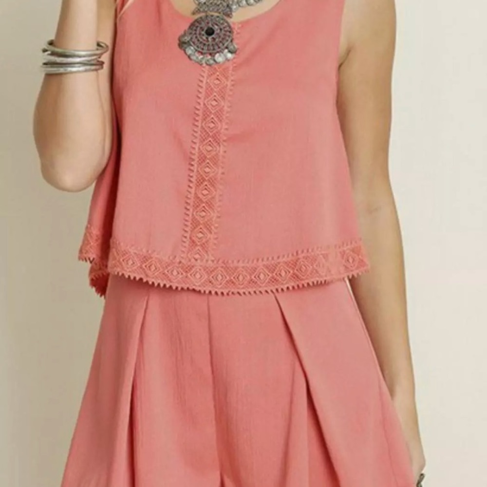 NWT Gorgeous UMGEE Open-Back Romper - Picture 2 of 8